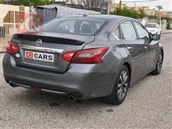 نيسان ألتيما